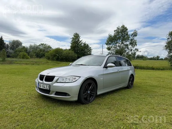 BMW 320