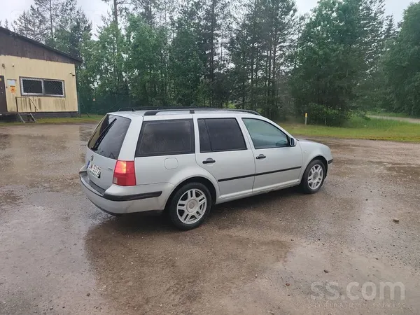 Volkswagen Golf 4