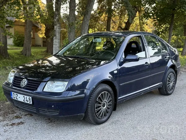 Volkswagen Vw bora ar mazu nobraukumu labā stāvoklī. Jauna ap