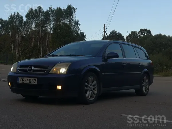 Opel Labā stāvoklī iegūldijumus neprasa samainīta eļļa