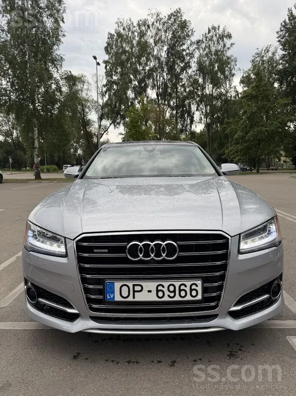 Audi Продаю флагманский седан Audi A8 в удлиненной верс