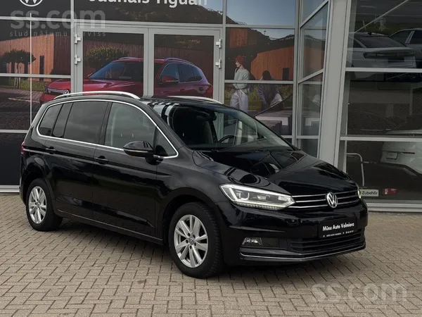 Volkswagen Touran, 1.5Tsi, 150Zs, Automātiskā pārnesumkārba. 

Automašīnai