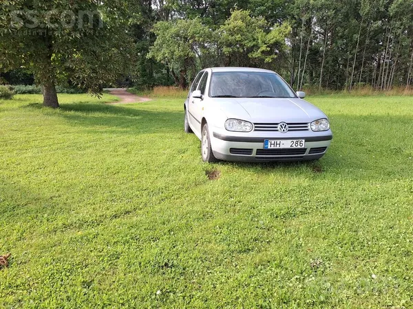 Volkswagen Golf 4