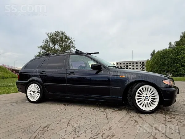 BMW 320