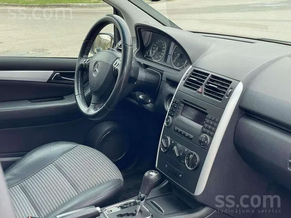 Mercedes A180