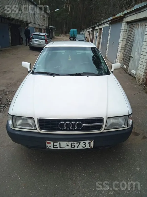 Audi 80