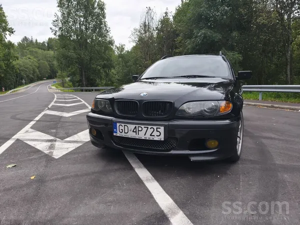 BMW Labā vizuālā stāvoklī, apakša ļoti labā stāvoklī. 