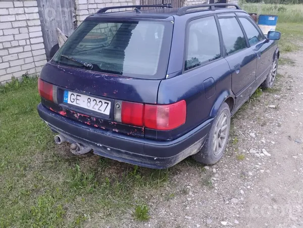 Audi 80