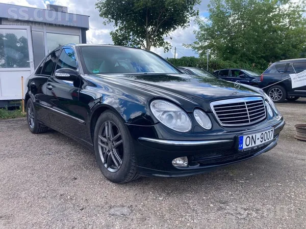 Mercedes E270