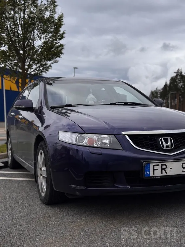 Honda Pārdodu savu uzticamo Honda Accord Tourer, kas man