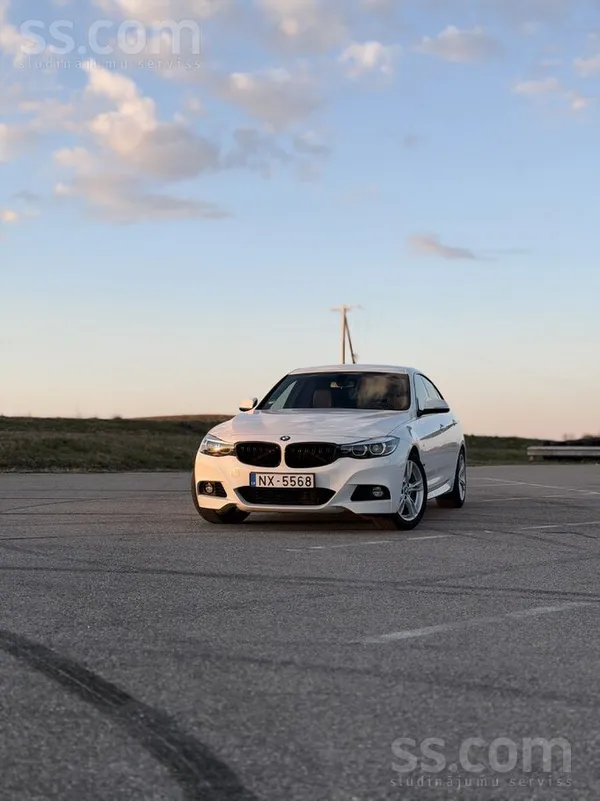 BMW 320