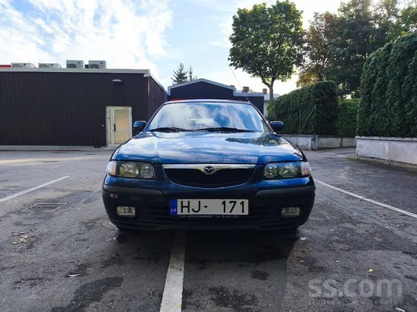 Mazda Pārdodu Mazda 626 . Motors strādā klusi, lec uz pu
