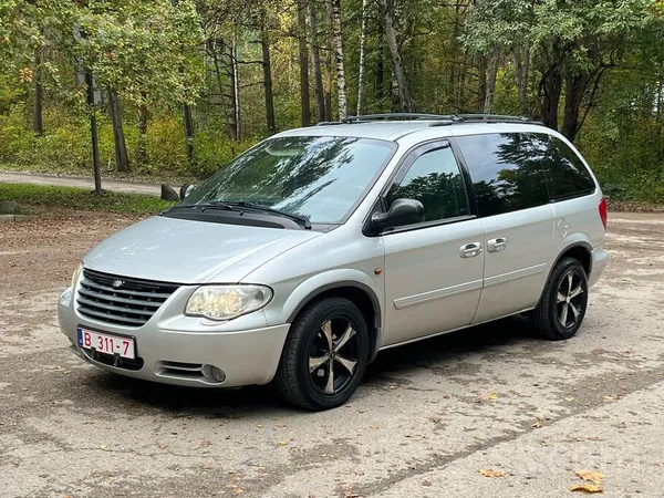 Chrysler Voyager, 7 vietas, 2.8 dīzelis, automātiskā ātrumkārba, 2 atslēgas,