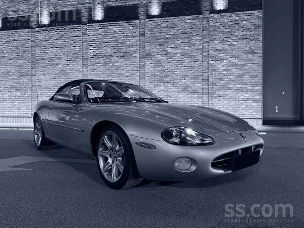 Jaguar Auto nav parakstams karbas defekts vis strada moto