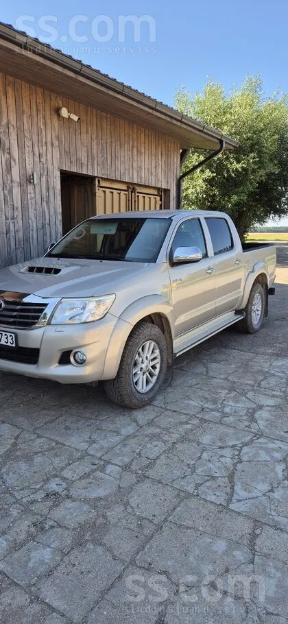 Toyota Hilux