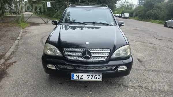 Mercedes ML270