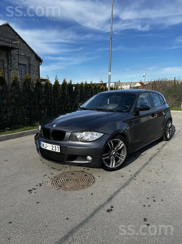 BMW 120