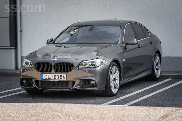 BMW Bmw 523i M-Sport package 3.0 benzīns, Mehānika.