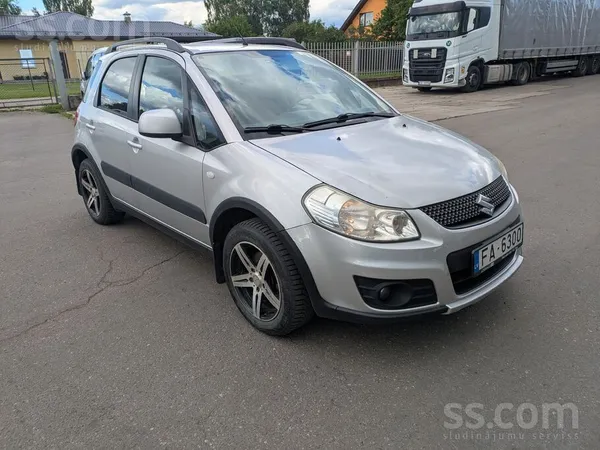 Suzuki SX4