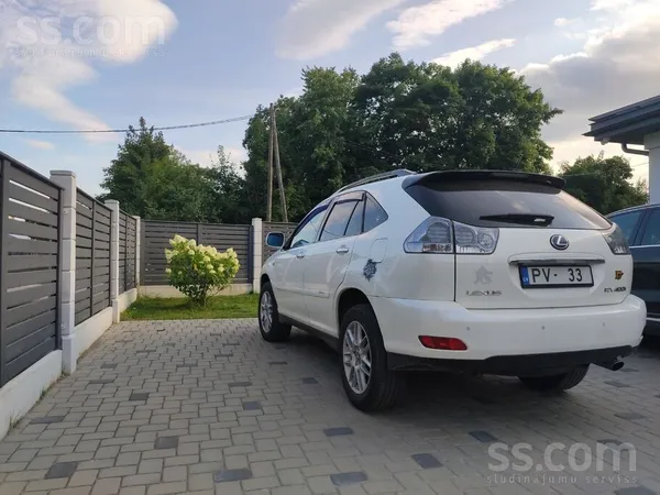 Lexus Pardodu Lexus Rx400H restails, President pakets. A