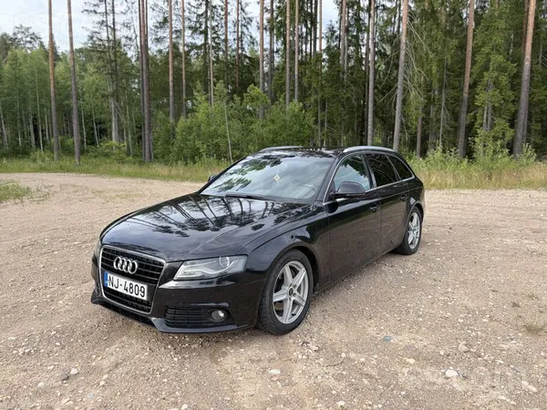 Audi A4 - 1