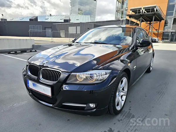 BMW 320