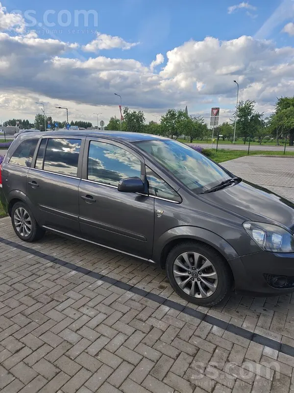 Opel Zafira