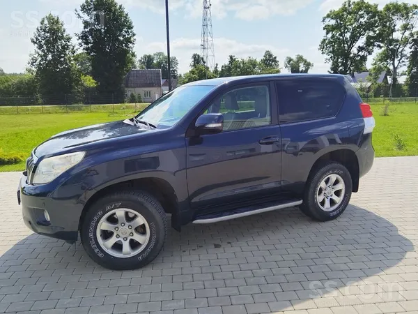 Tiek pārdots kopts un saudzēts auto. Apkopes veiktas savlaicīgi, katru gadu