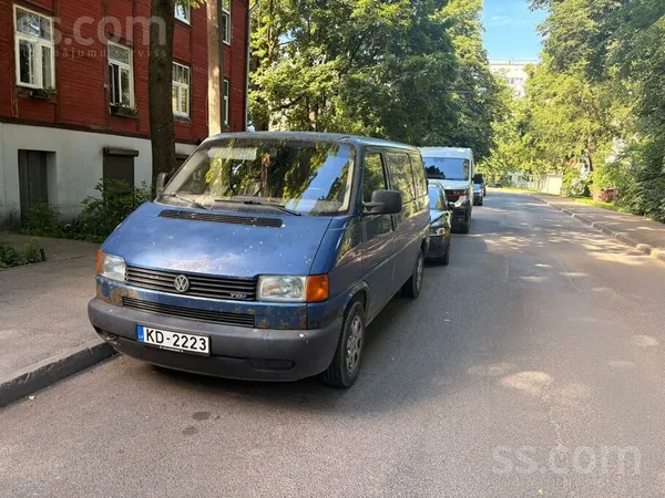 Pārdodu VW T4 2.5 Tdi
Auto nāk no Zviedrijas, labs darba zirgs. Šajā ziemā nekādu problēmu pielaist nebija. 
Kopš LV reģist ...