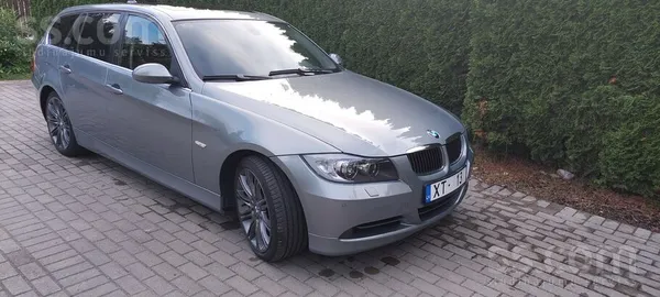 BMW 330