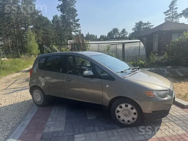 Mitsubishi Продаем машину с тех осмотром до 04.27 года, в хор