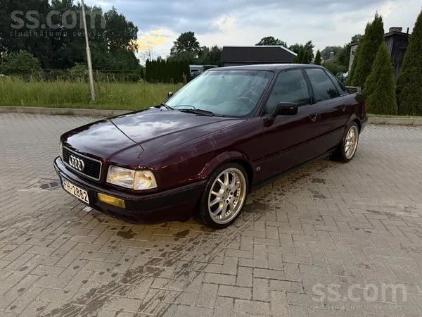 Audi 80