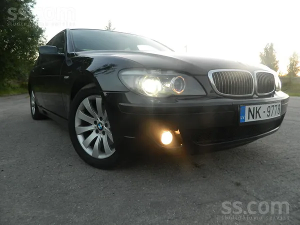 BMW 730