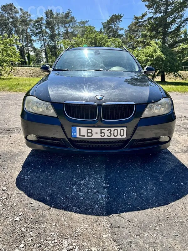 BMW 320