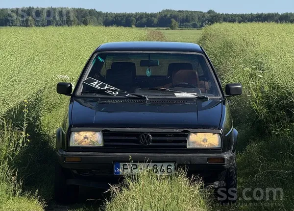 Volkswagen Golf 2