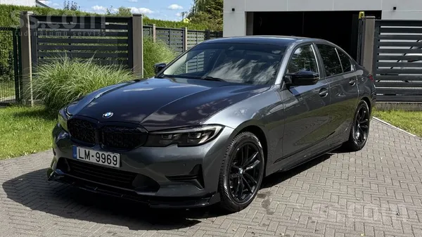 BMW 320