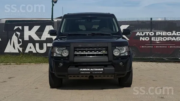 Land-Rover Land Rover Discovery labā tehniskā un vizuālā stāv