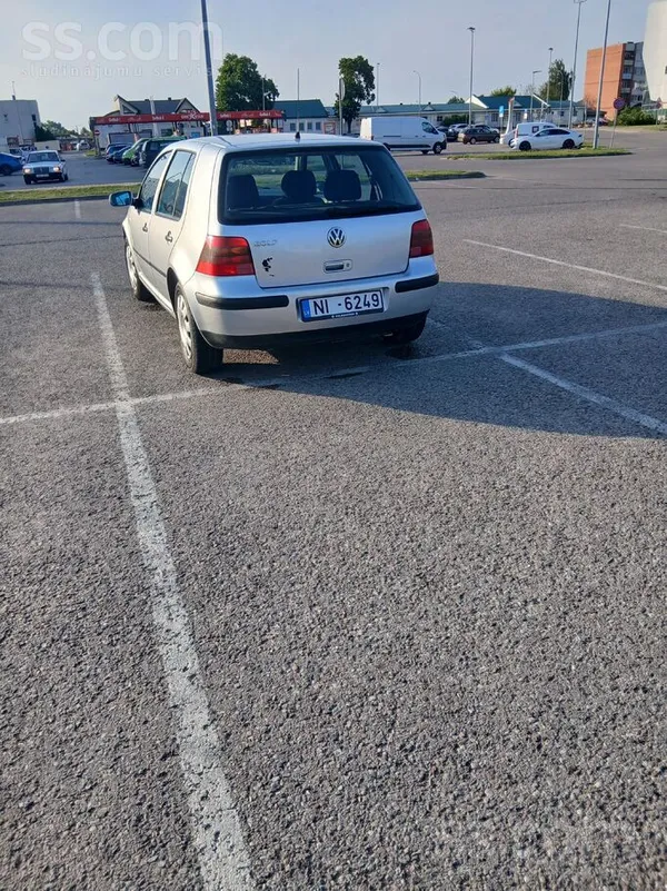 Volkswagen Golf 4