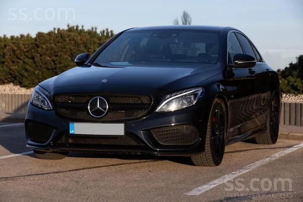 Mercedes Oriģinālais nobraukums: 104 000 km