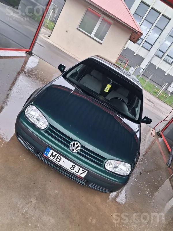 Volkswagen Golf 4
