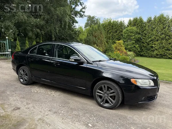 Volvo Pārdodu Volvo S80 D5, ir pāris vizuāli defekti, ka