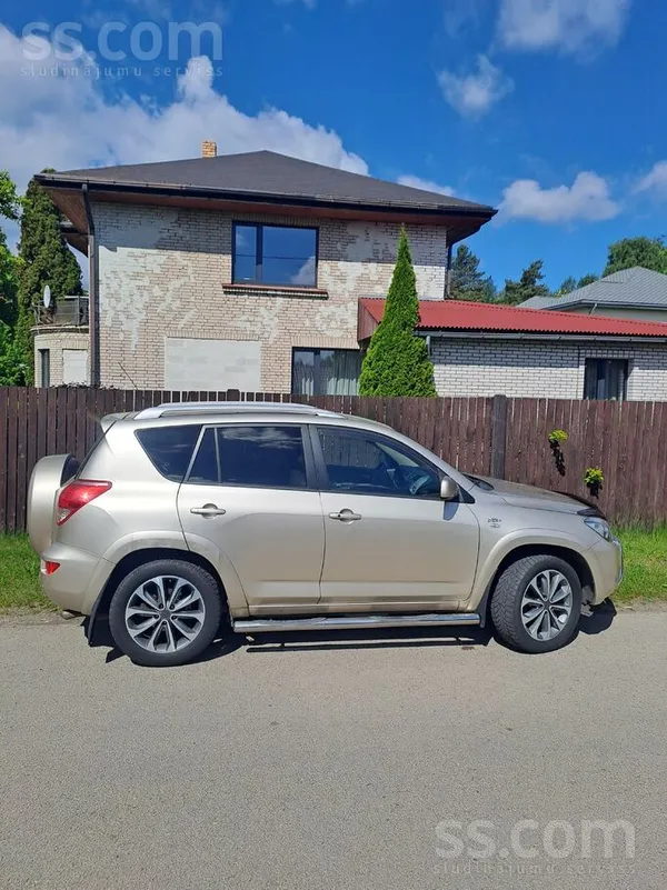 Toyota RAV 4