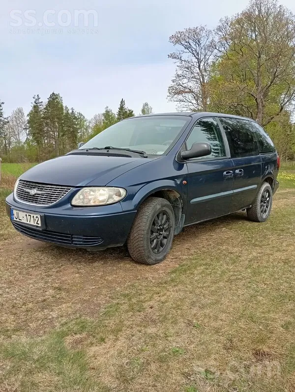 Chrysler Pārdodu labu Voyager 2.4 benzīns gāze . Ekonomisks