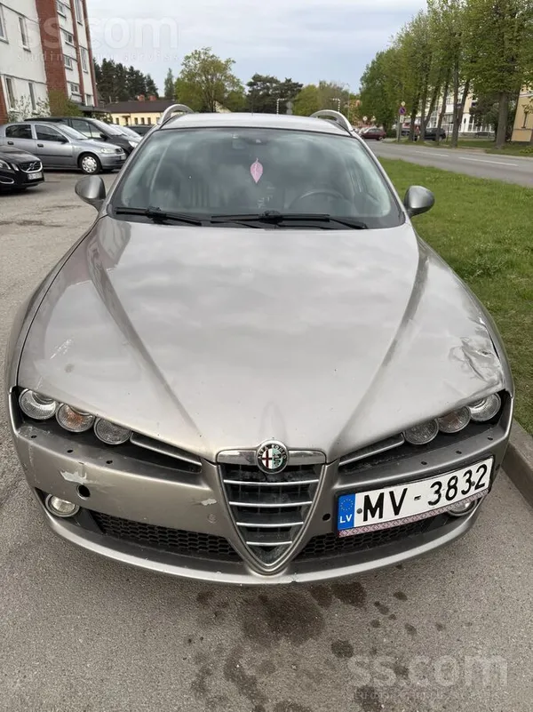 Alfa-Romeo 159