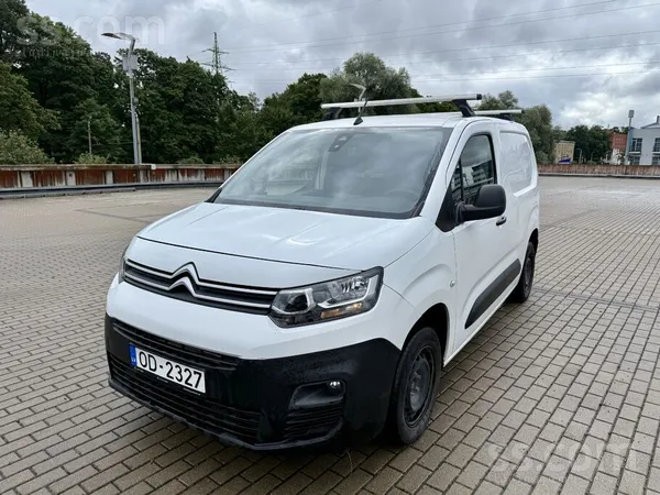 Citroen 1, 5 tdi , klima, bluetooth , usb, jumta bagāžniek