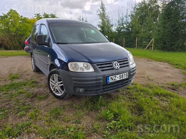 Pārdodu vw caddy life. 
Tehniskā apskate uz mēnesi jo ir sarūsējuši sliekšņ
