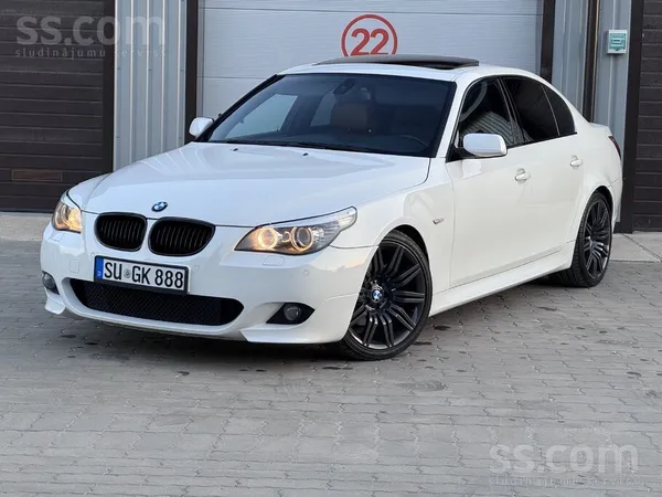 BMW 525