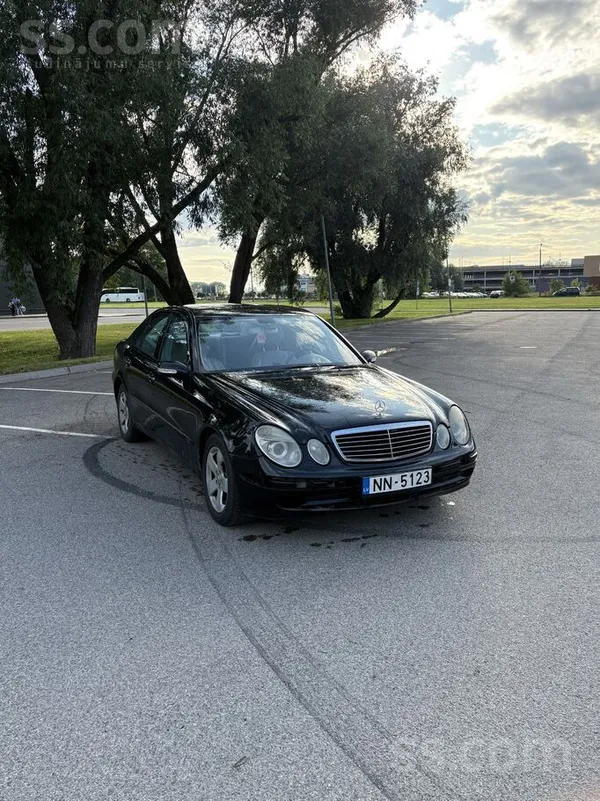 Mercedes E270