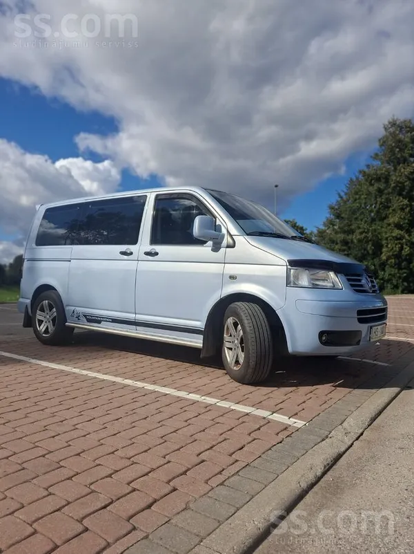 Volkswagen Caravelle 2006, 1.9D dīzelis, Manuāls, Furgons, Zils — Latvijā
