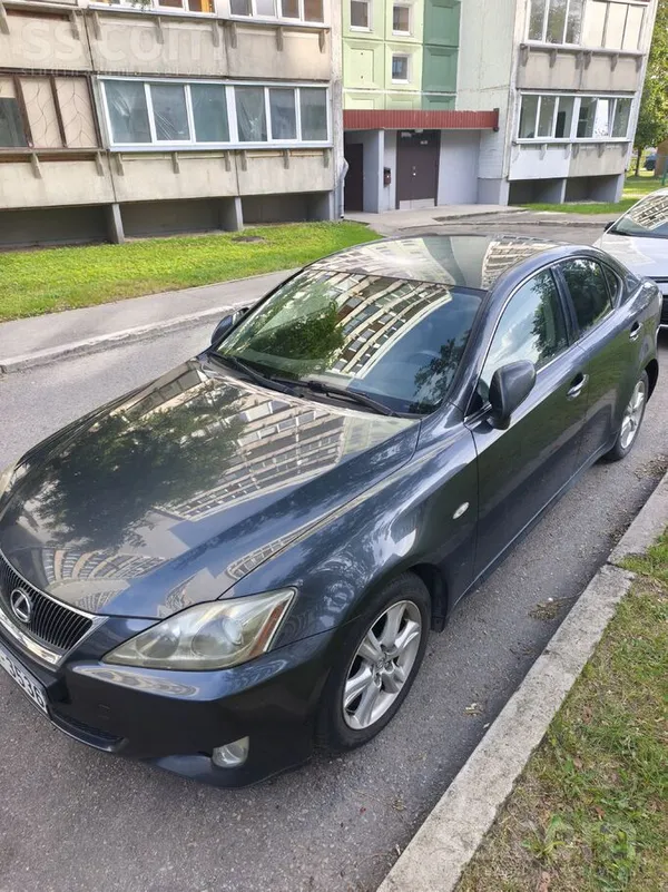 Lexus Продаю ухоженный автомобиль в очень хорошем состоя